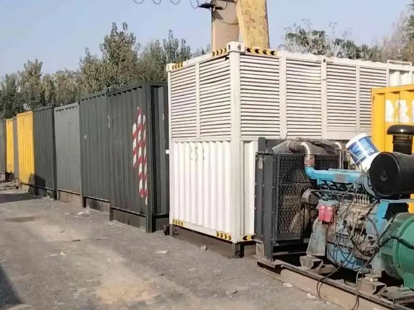 岳普湖200KW柴油发电机机组每小时油耗是多少?